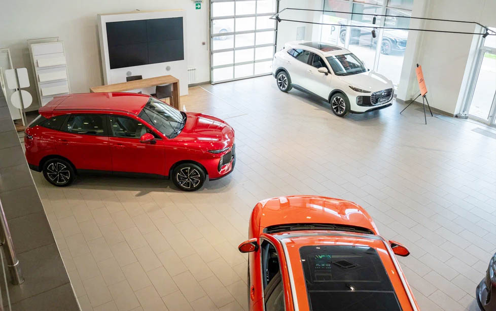 Автосалон Tenet plus в Кирове