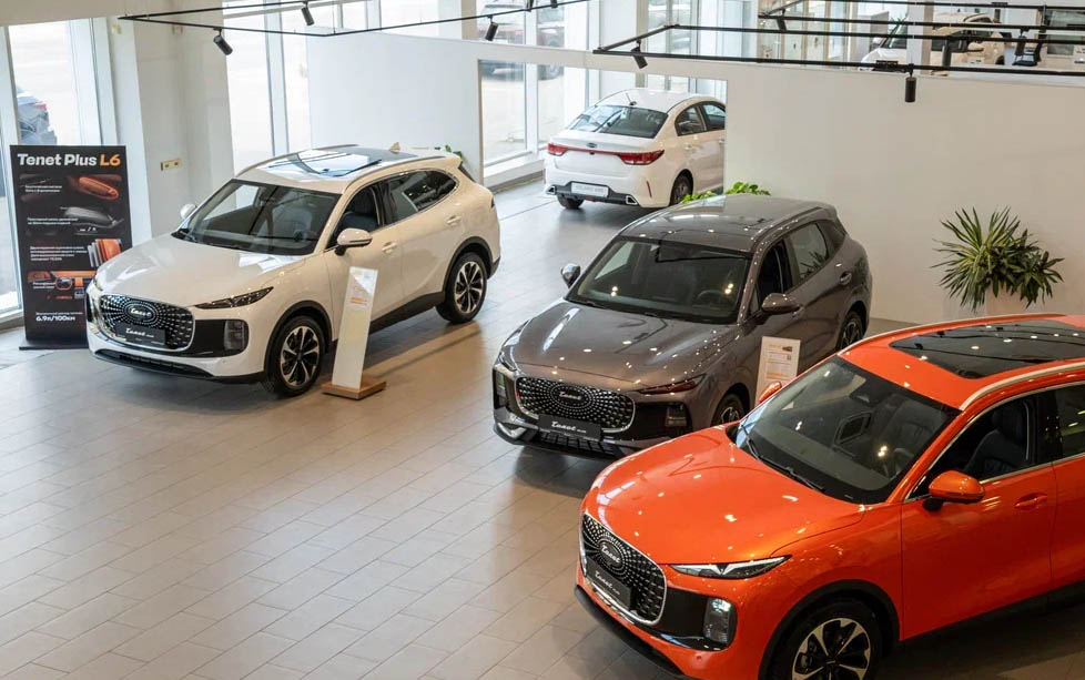 Автосалон Tenet plus в Кирове