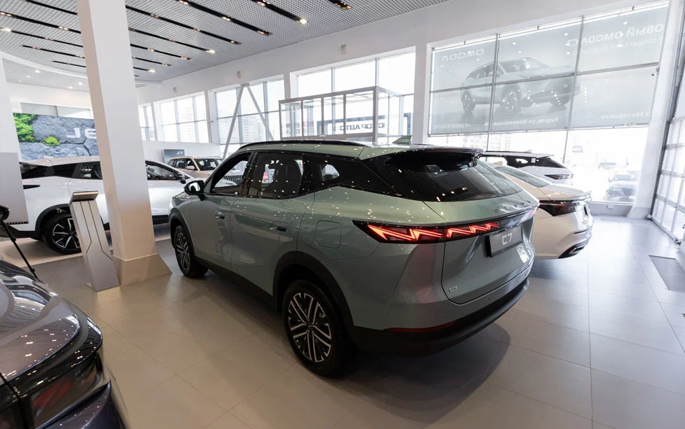 Автосалон OMODA в Кирове
