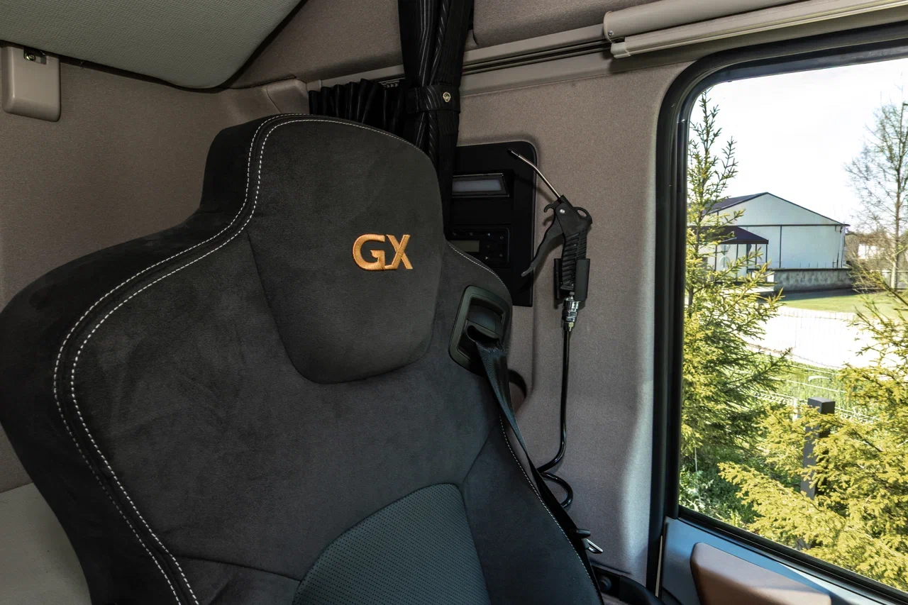 В Кирове стартовали продажи обновленного тягача Dongfeng GX PRO
